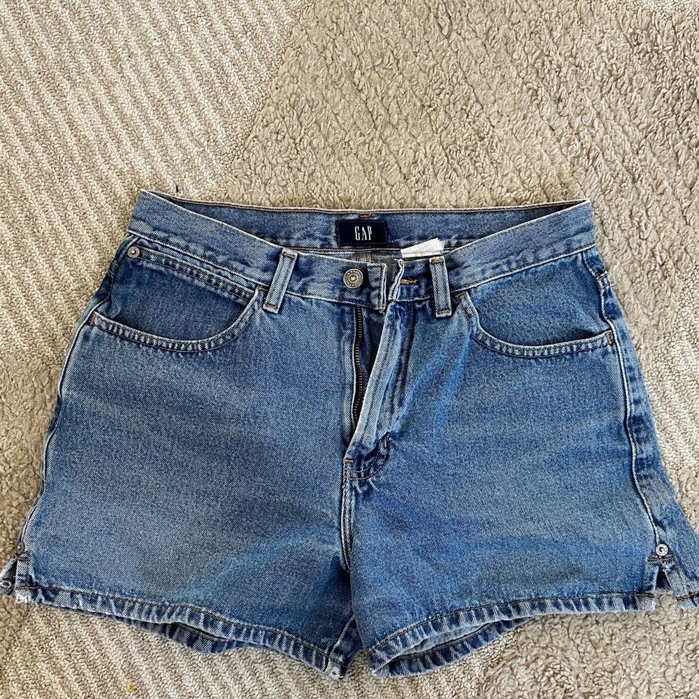 GAP Women's Classic Blue Jean Shorts